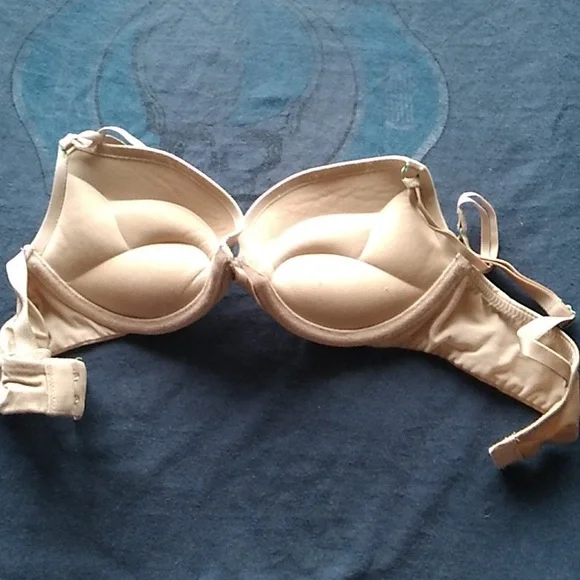 Aerie Bra - Picture 2 of 3